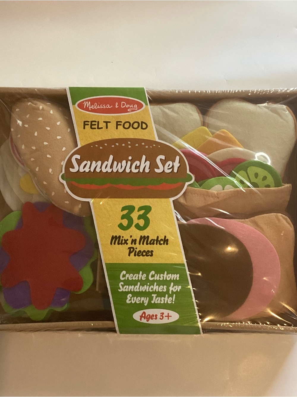 New Sealed Melissa & Doug Felt Food Sandwich Set 33 Mix’match Pieces Create